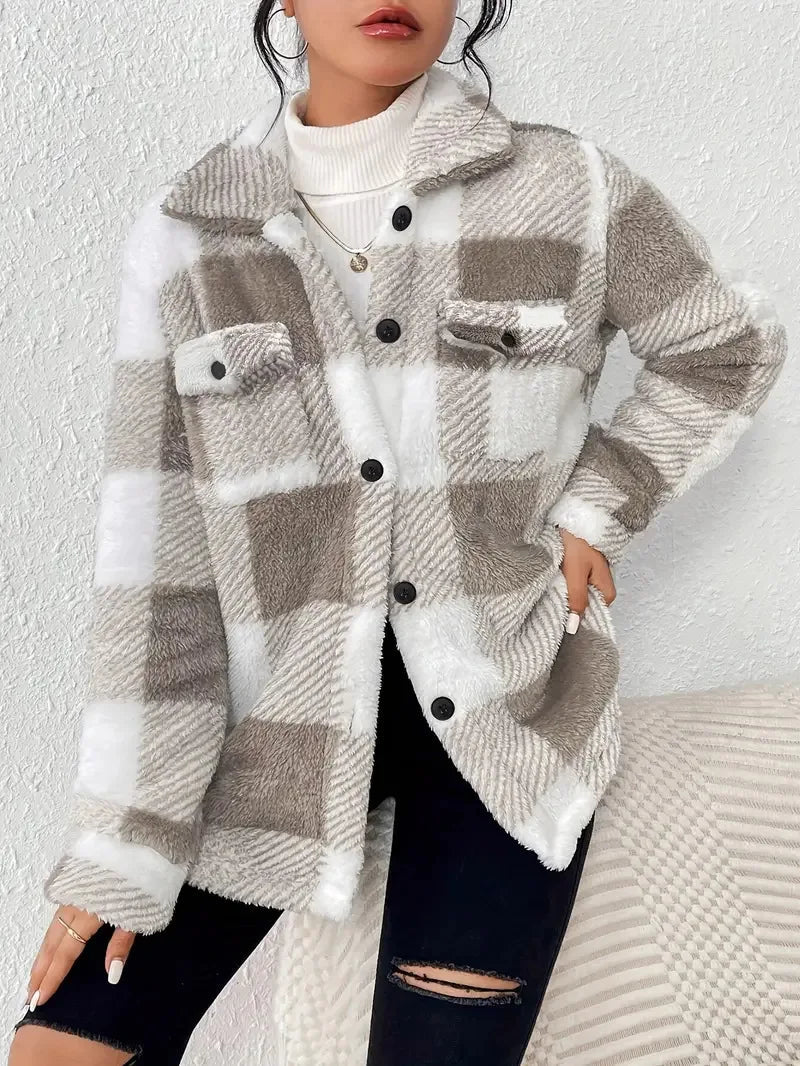 Chaqueta polar cálida para mujer con diseño acogedor – STEFANIE