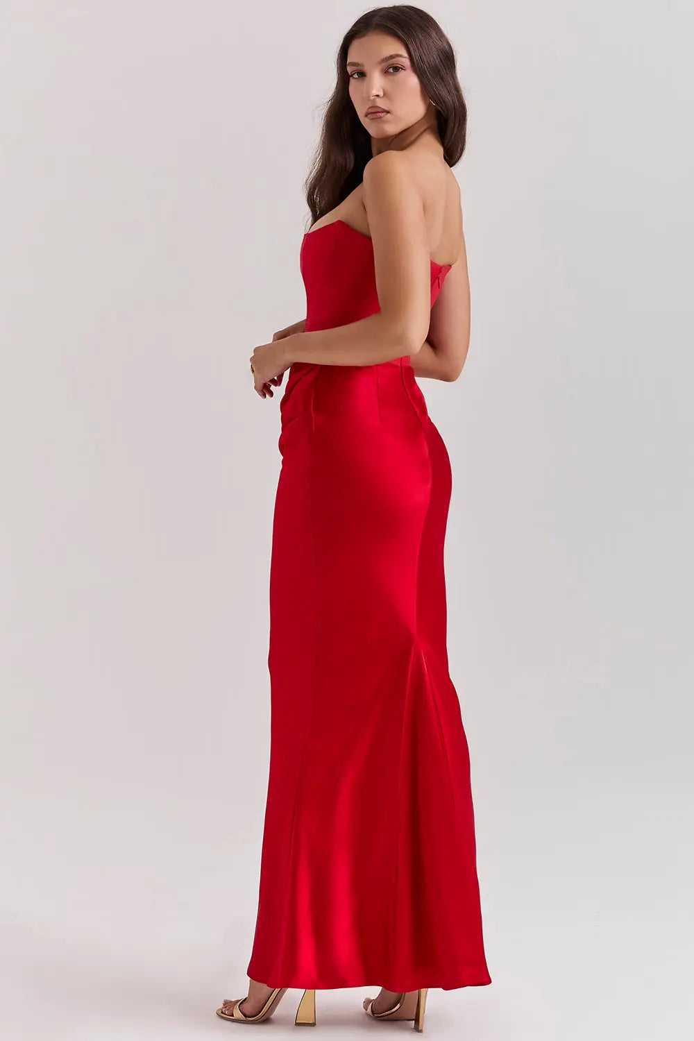 ELARA – Vestido maxi satinado sin tirantes con fruncido favorecedor