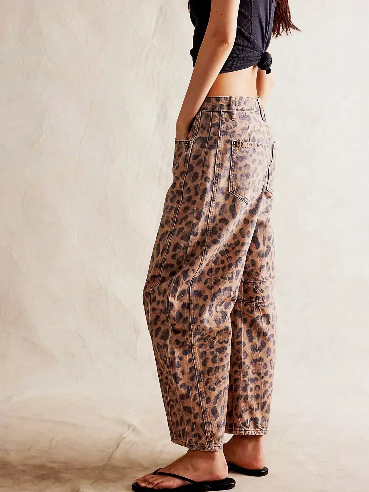 Feralia – Vaqueros de pierna ancha con estampado animal para mujer