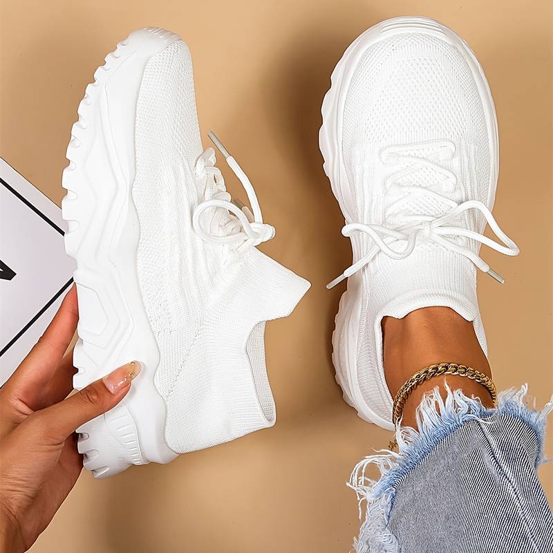 Zapatillas ortopédicas cómodas y elegantes para mujer que cuidan tus pies todo el día – ELARA