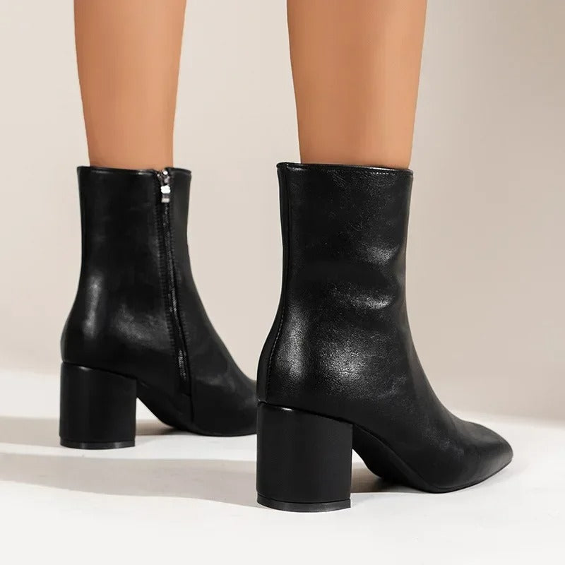 Botines de mujer con tacón ancho y cremallera lateral – ZILLI