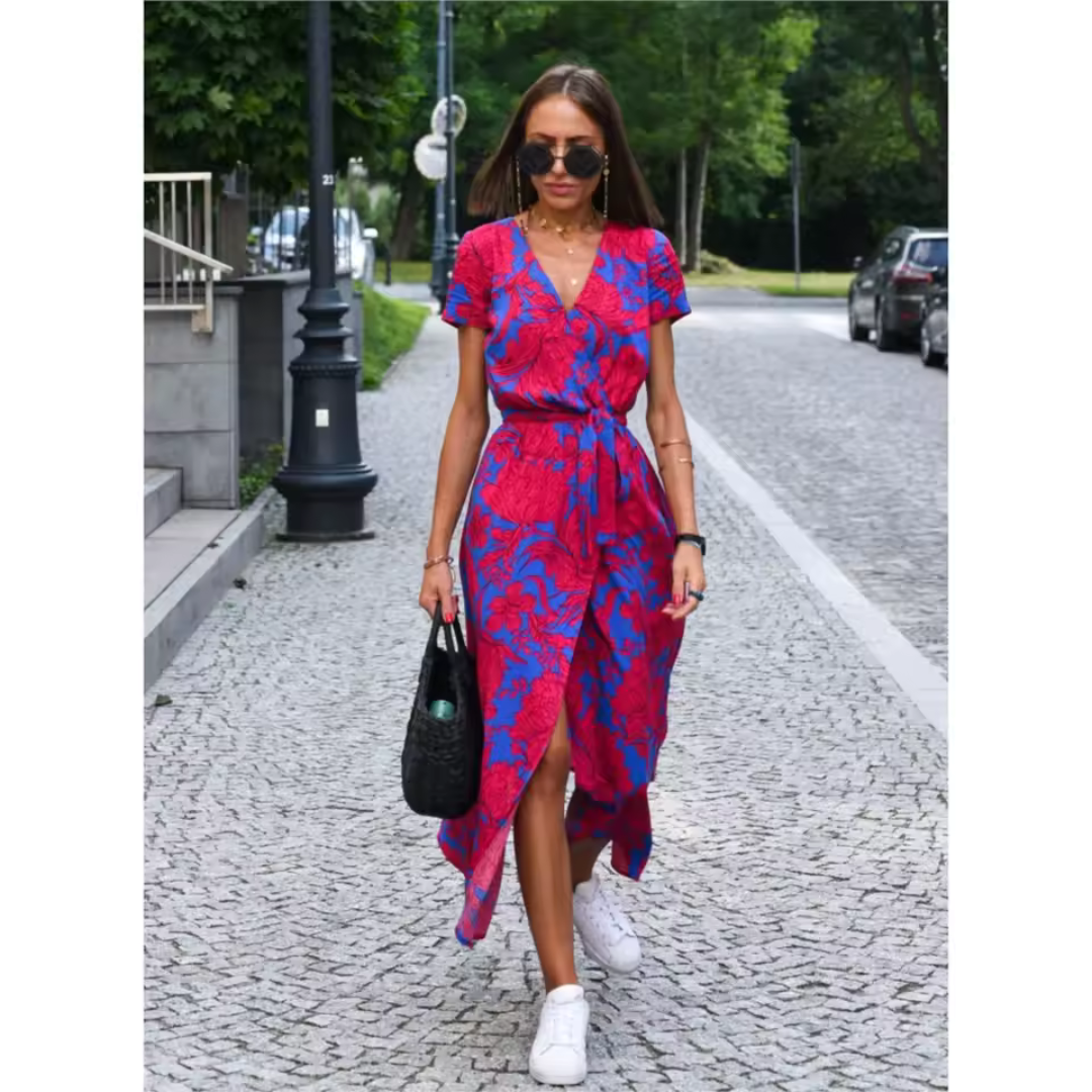 Vestido cruzado elegante con estampado artístico y corte fluido – AURELIA
