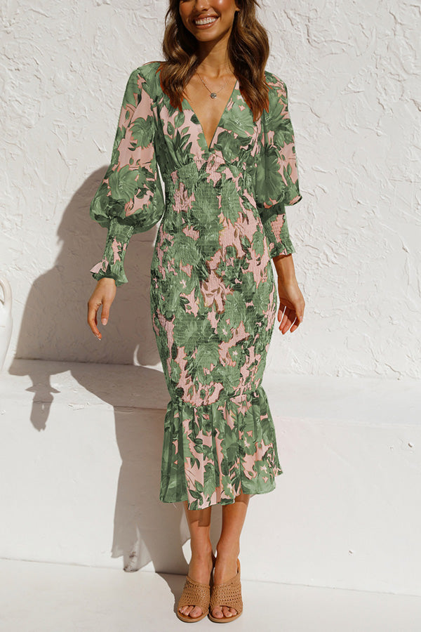 Vestido midi con estampado floral y cintura fruncida – FLORENCIA