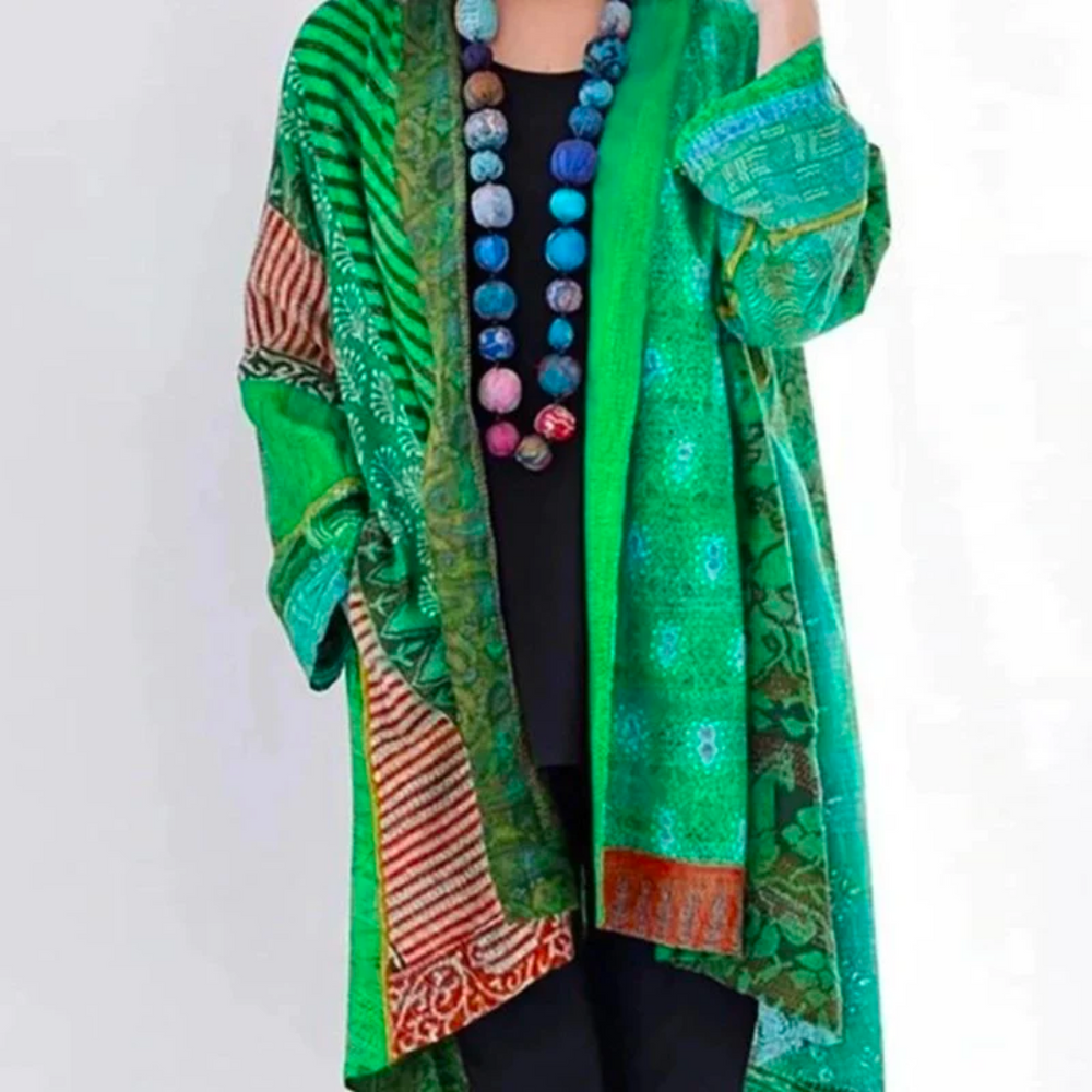 Kimono largo fluido con estampado étnico colorido para mujer – INDRA