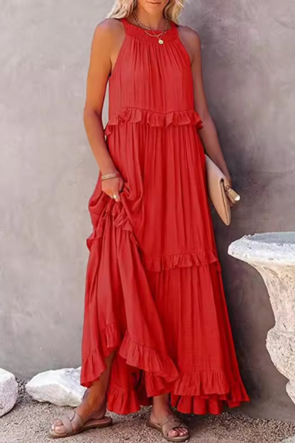 LUMIÈRE – Vestido maxi de invitada sin mangas con volante veraniego
