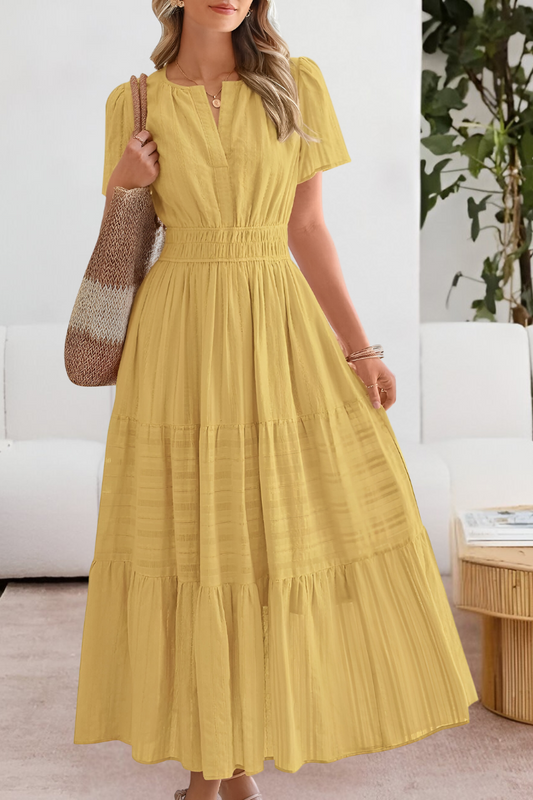 Eliana – Vestido elegante con estructura plisada refinada para mujer