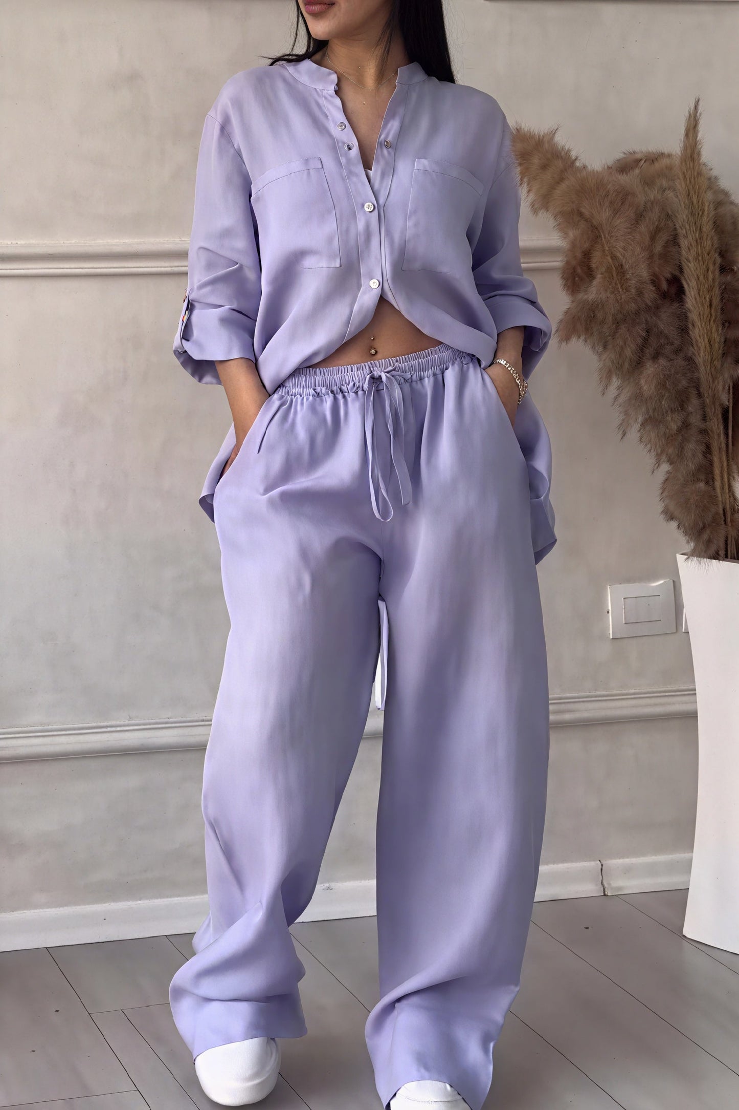 Ava – Conjunto casual de dos piezas con camisa de botones y pantalones de pierna ancha para mujer