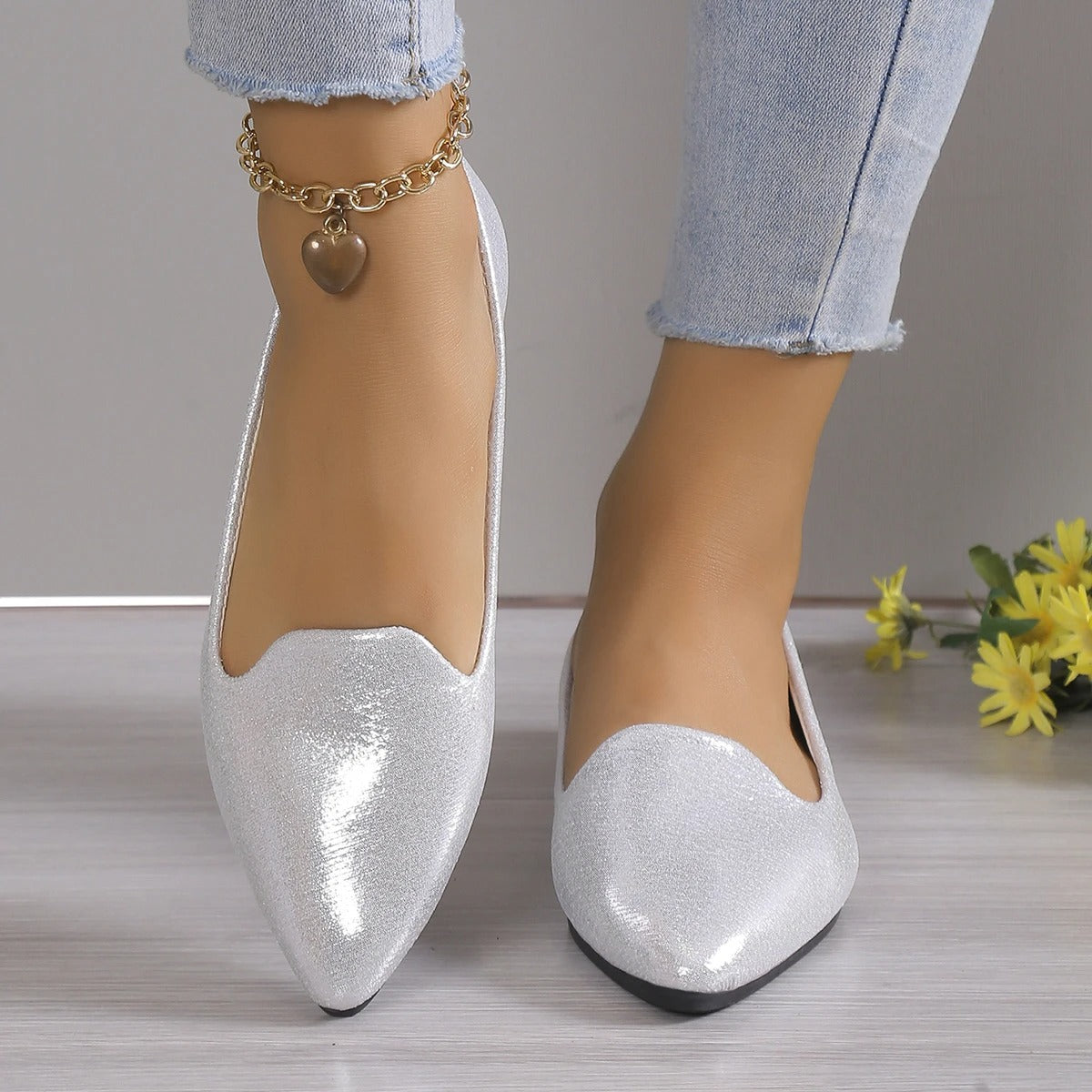 Bailarinas de mujer con punta fina y corte bajo – DAYANELLE
