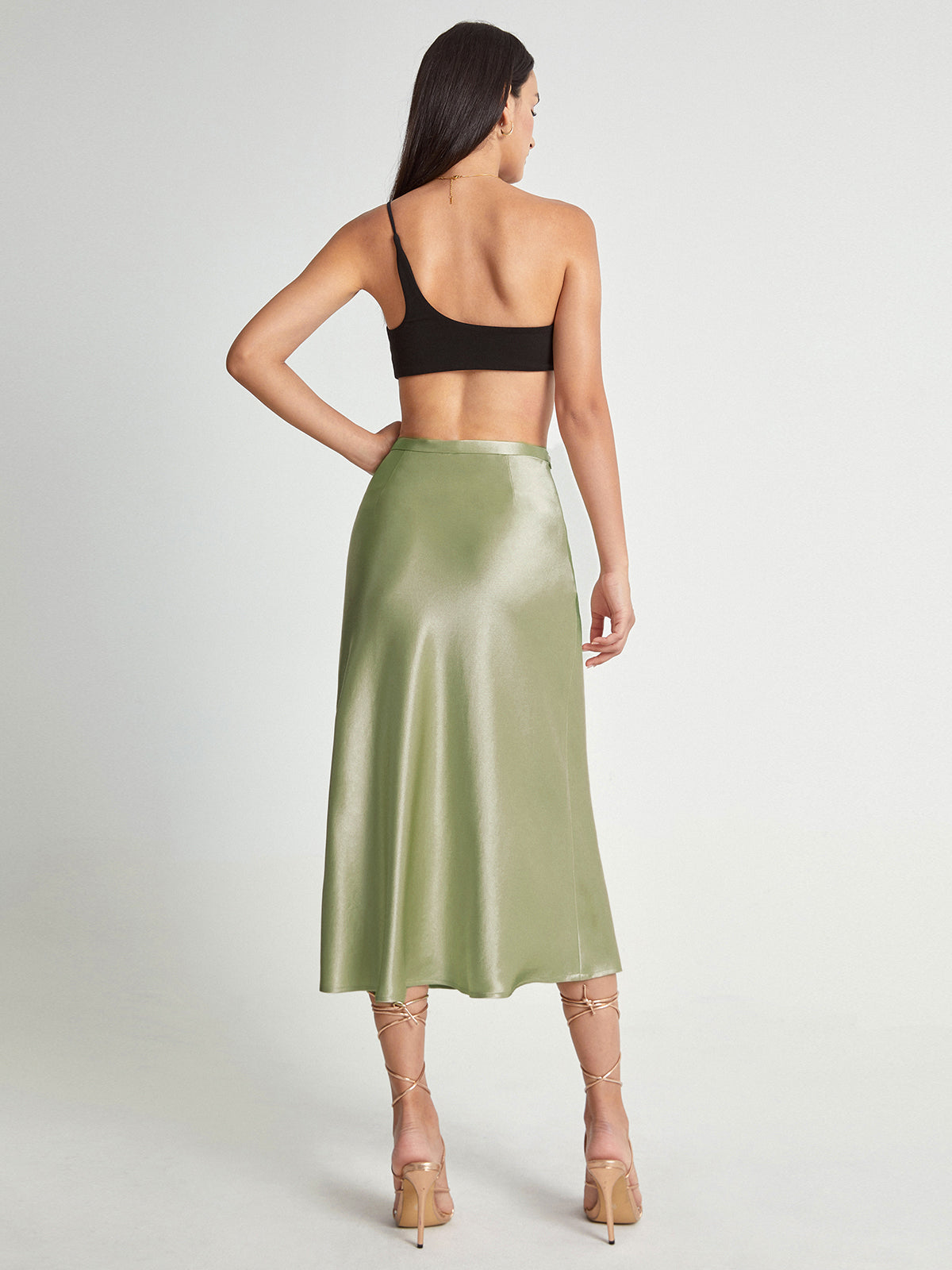 Falda midi de satén elegante y suave para mujer ideal para ocasiones formales – ADELISE
