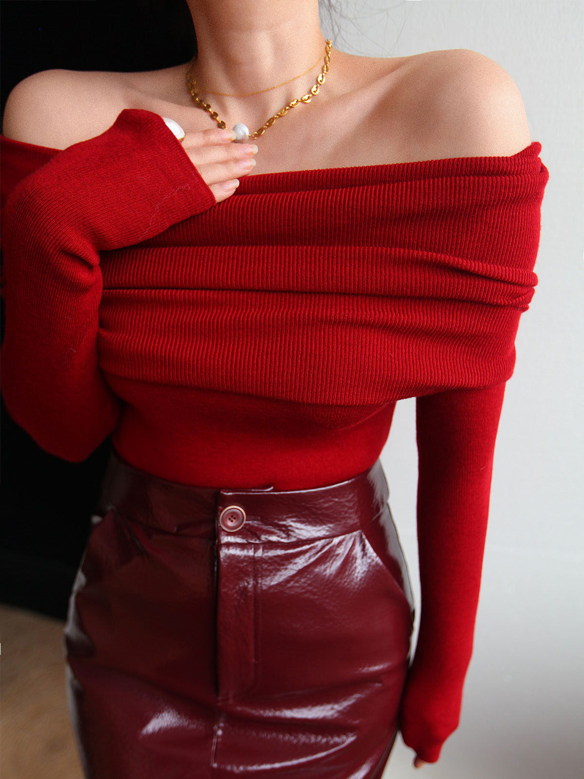 Elara – Suéter entallado elegante de mezcla de lana con detalle fruncido para mujer