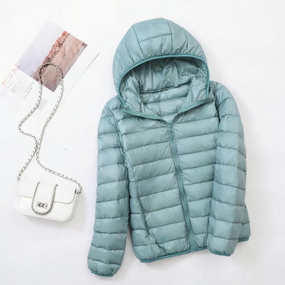 CARINE – Abrigo de invierno elegante con capucha para mujer