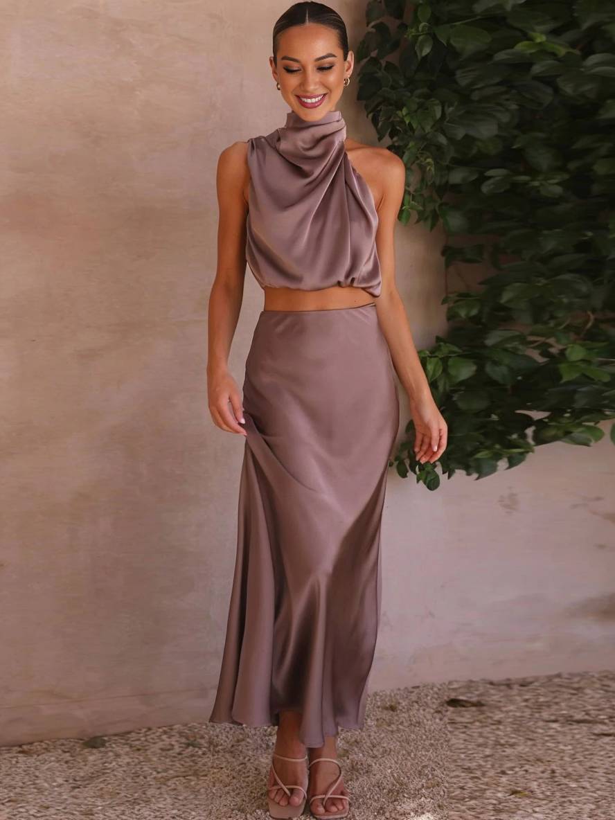 Celestina – Conjunto elegante de dos piezas con top halter y falda maxi de satén para mujer
