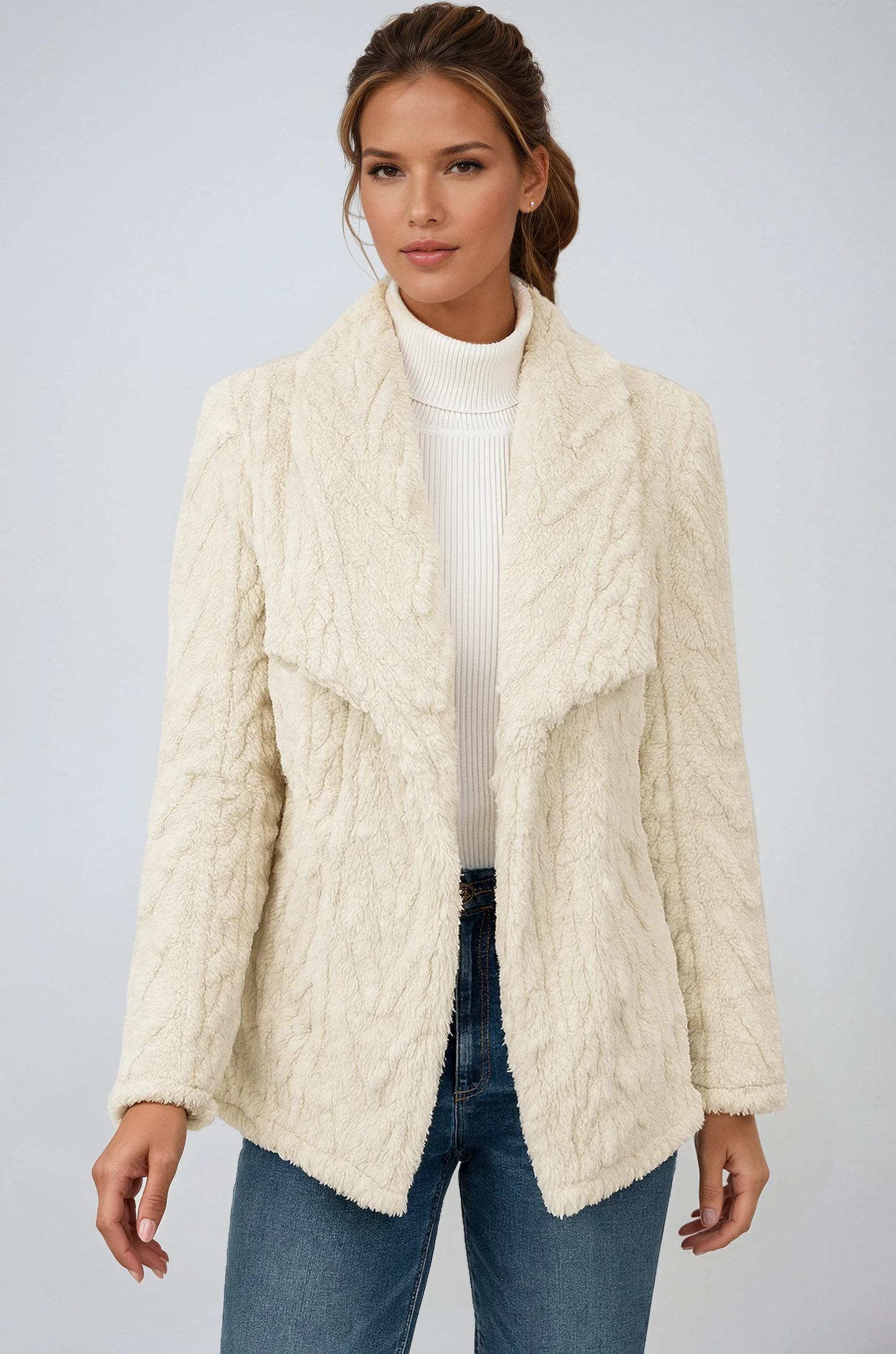 Abrigo de peluche para mujer de tacto suave y diseño abierto – MELIRA