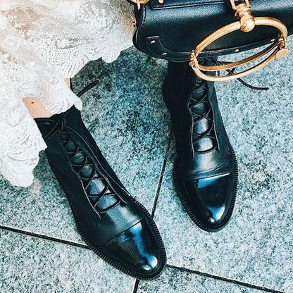 ALMA - Botas de cuero con cordones para mujer
