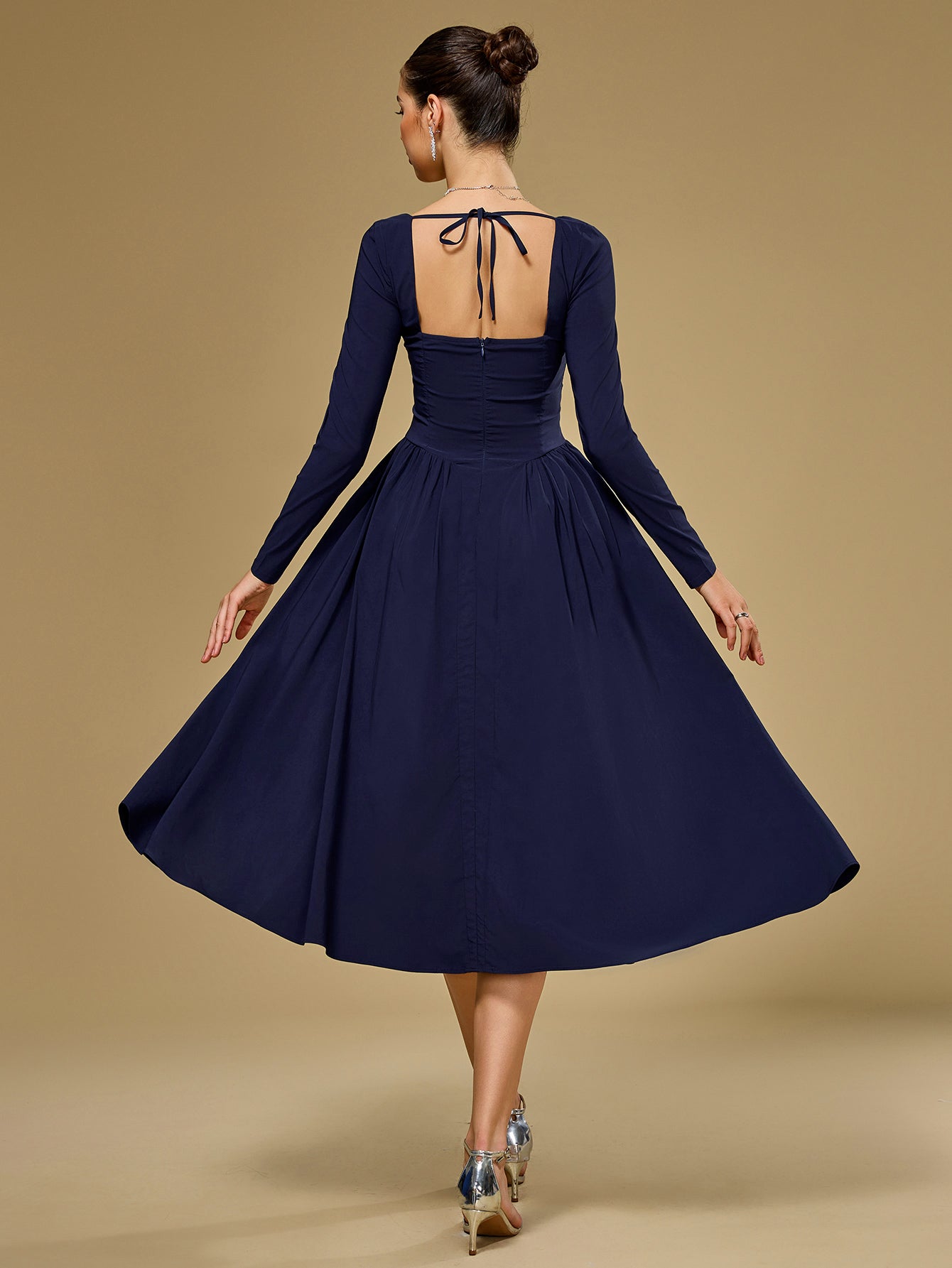 Seraphina – Vestido de línea A con manga larga y lazo en la espalda para mujer