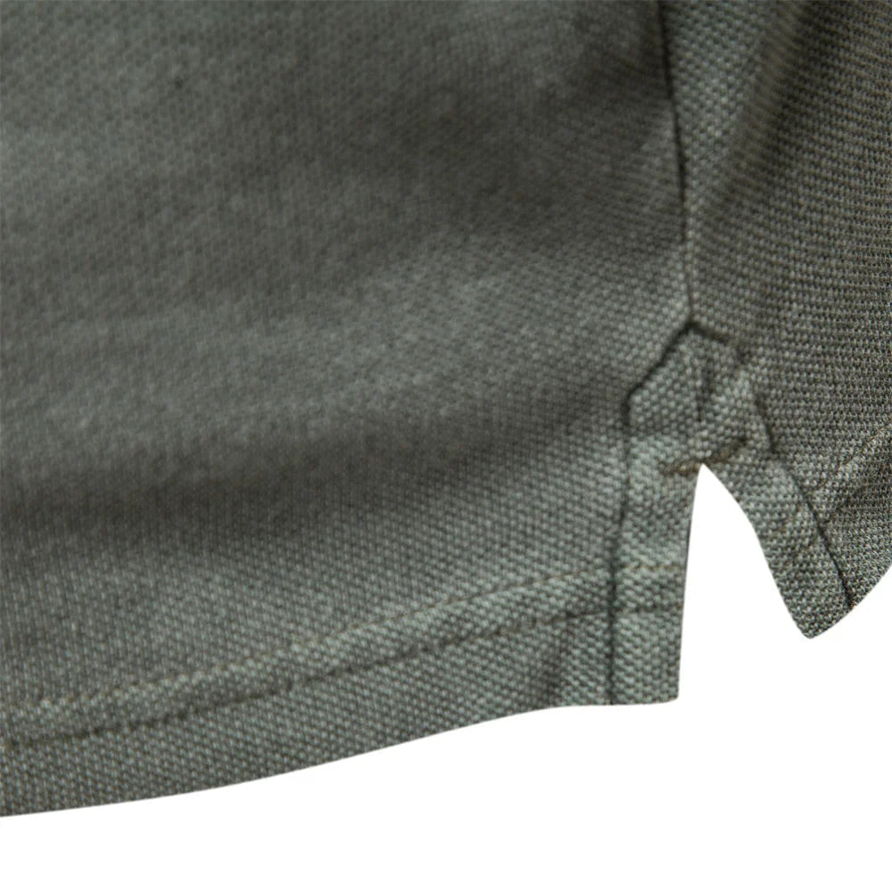 Polo elegante de hombre con corte entallado y cuello clásico – LEVANO