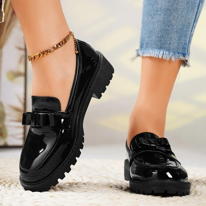 NORA – Mocasines ortopédicos de plataforma y diseño fácil de poner para mujer