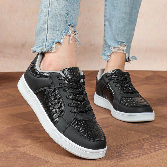 Zapatillas de mujer con textura y suela robusta – KIRSTEN