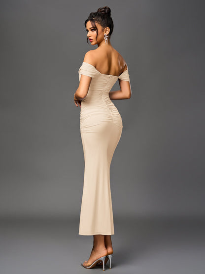 Estela – Vestido largo ajustado con escote de hombros descubiertos para mujer