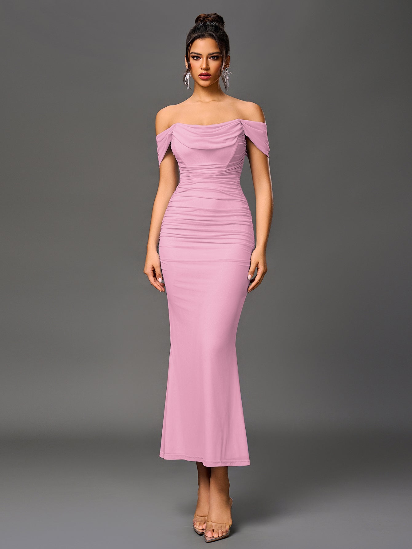 Estela – Vestido largo ajustado con escote de hombros descubiertos para mujer