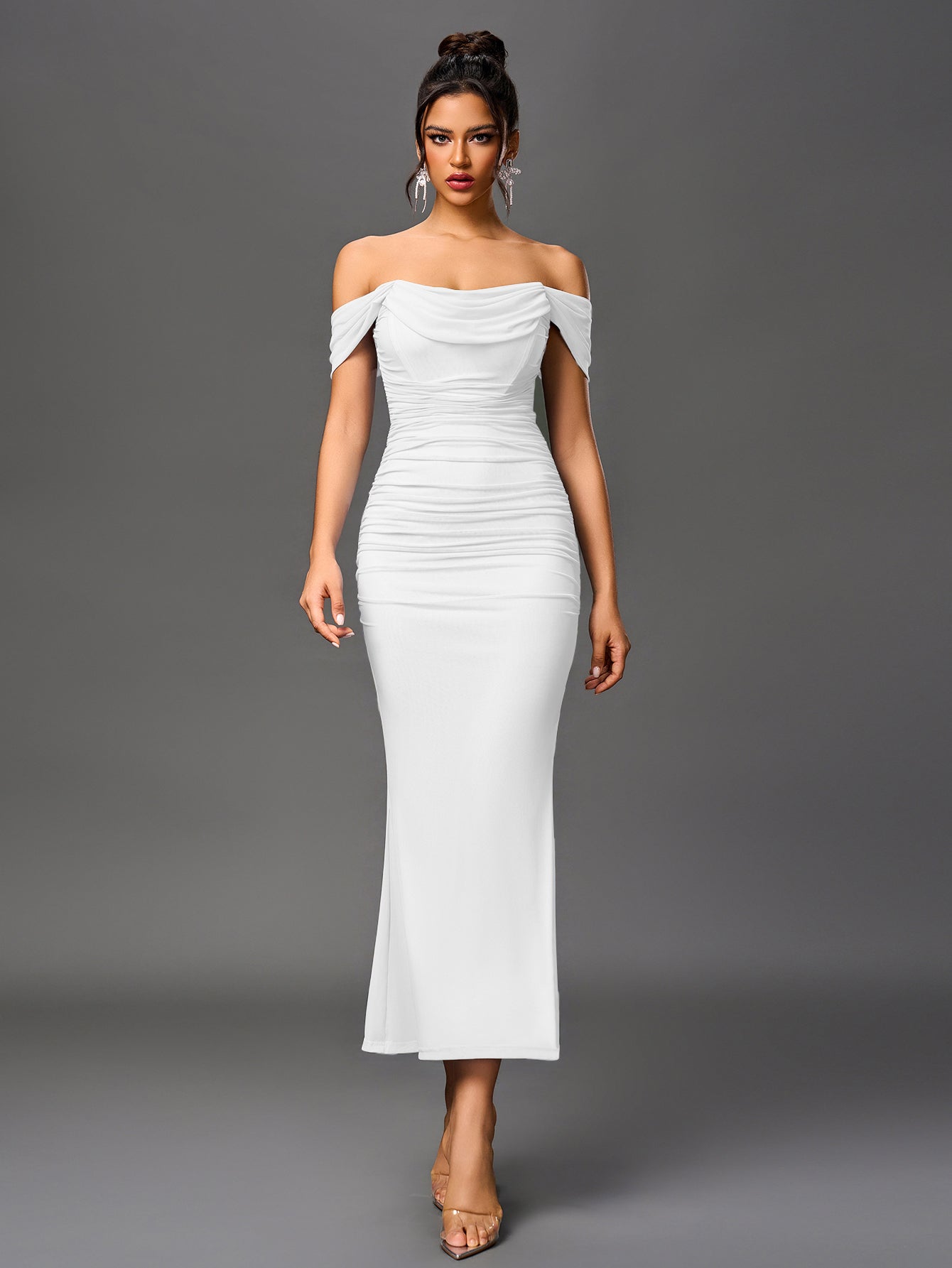 Estela – Vestido largo ajustado con escote de hombros descubiertos para mujer