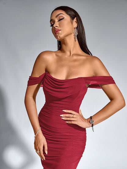 Estela – Vestido largo ajustado con escote de hombros descubiertos para mujer