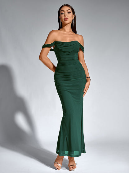 Estela – Vestido largo ajustado con escote de hombros descubiertos para mujer