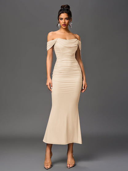 Estela – Vestido largo ajustado con escote de hombros descubiertos para mujer