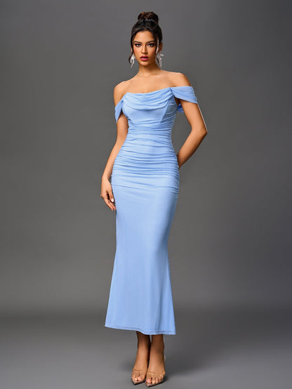 Estela – Vestido largo ajustado con escote de hombros descubiertos para mujer
