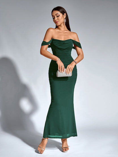 Estela – Vestido largo ajustado con escote de hombros descubiertos para mujer