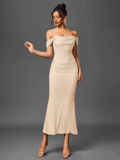 Estela – Vestido largo ajustado con escote de hombros descubiertos para mujer