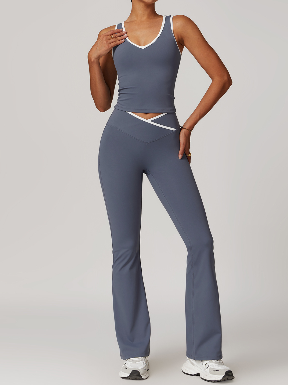 Aurora – Conjunto activo de dos piezas con top y leggings de cintura alta para mujer