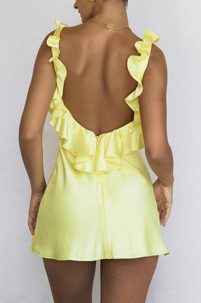 Serena – Vestido mini satinado de seda con fruncido amarillo para mujer