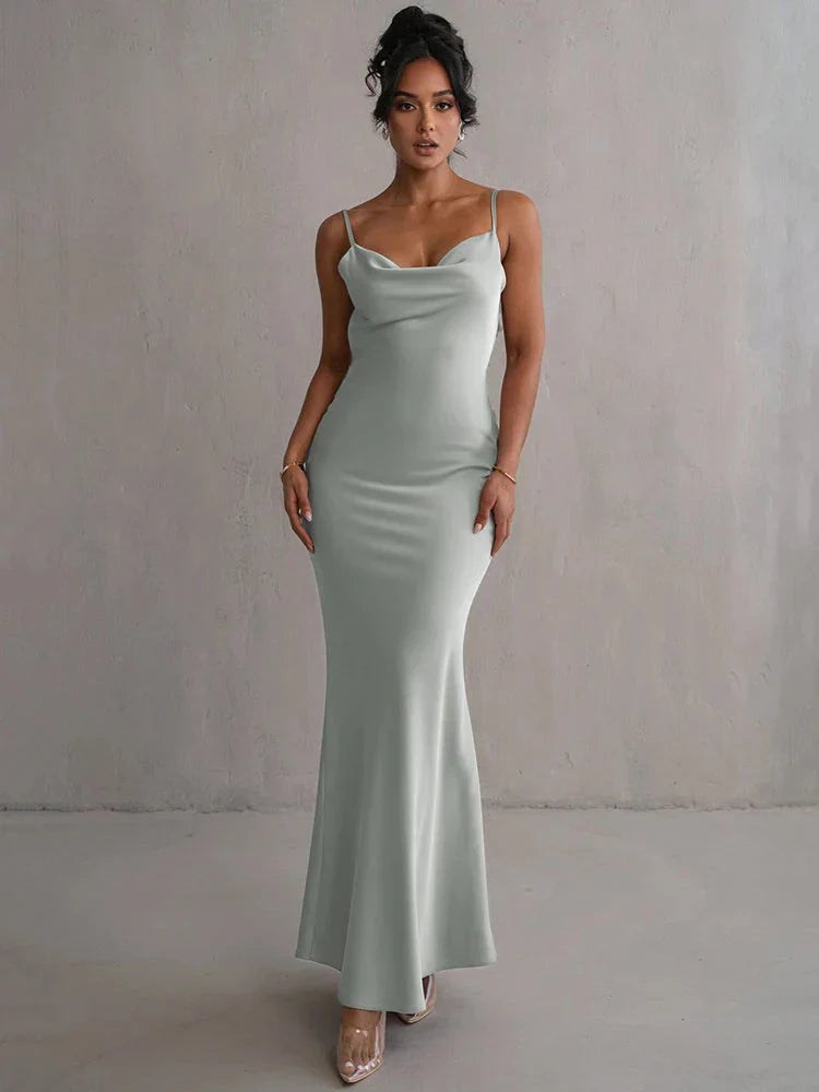 Sakura – Vestido maxi satinado con cuello cascada para mujer