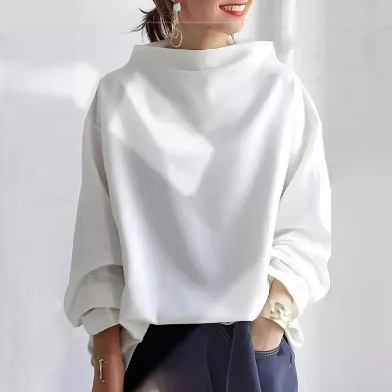 Jersey de mujer de corte amplio con cuello alto – HAYLIA