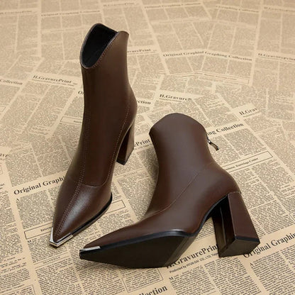 Botines Chelsea con punta metálica para mujer – MARISE