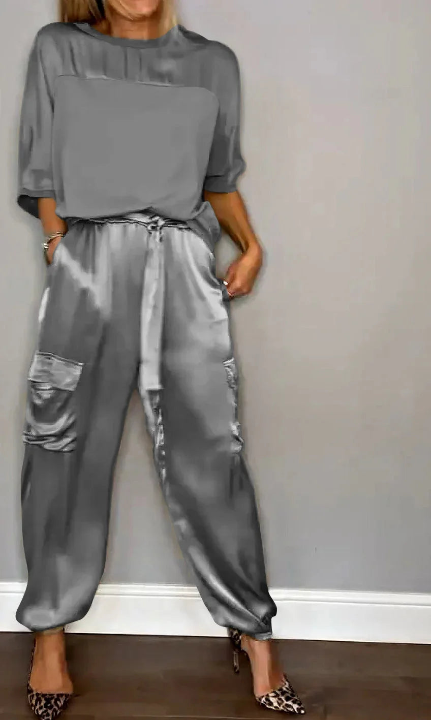 Conjunto satinado de dos piezas para mujer con top suelto y pantalón cargo – KALIA