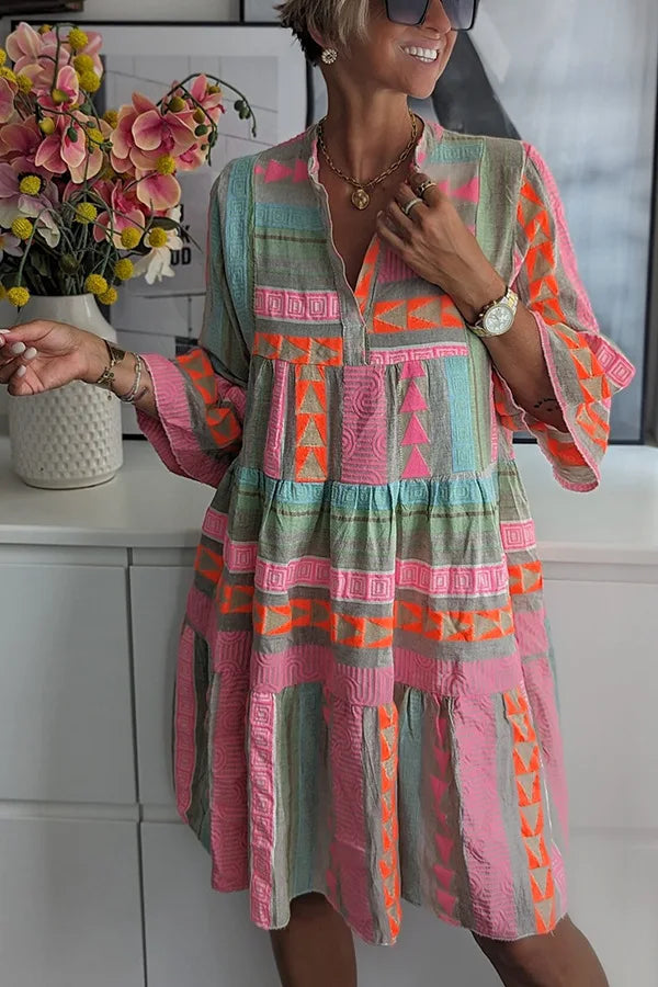 Vestido túnica bohemio con capas y estampado fluido – AYLANNA