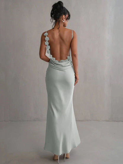 Sakura – Vestido maxi satinado con cuello cascada para mujer