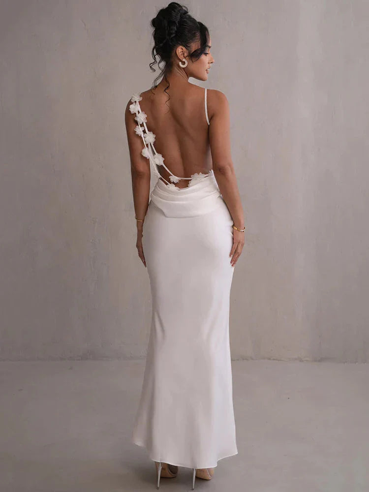 Sakura – Vestido maxi satinado con cuello cascada para mujer