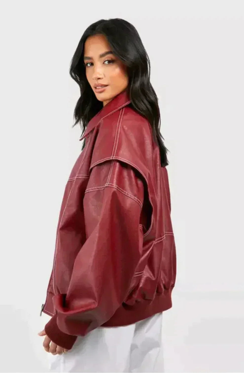 AGNERA – Chaqueta bomber oversize de efecto cuero para mujer con costuras en contraste