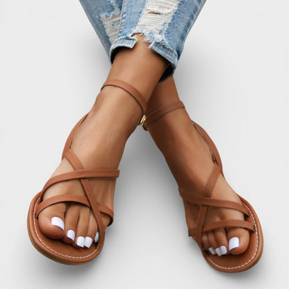 CLARA – Sandalias romanas de mujer con tiras cruzadas