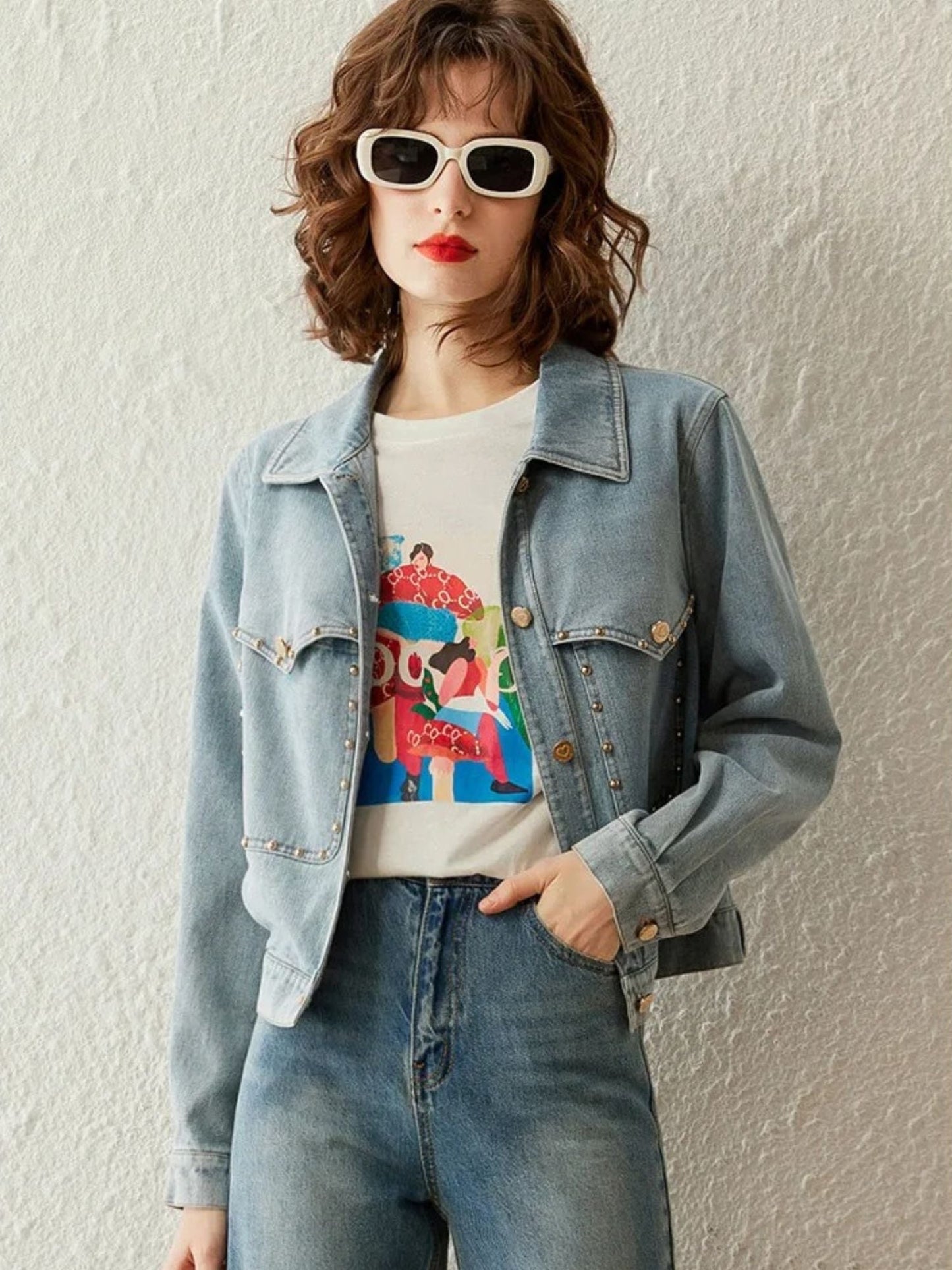 Chaqueta vaquera corta de mujer con tachuelas – LUCINDA