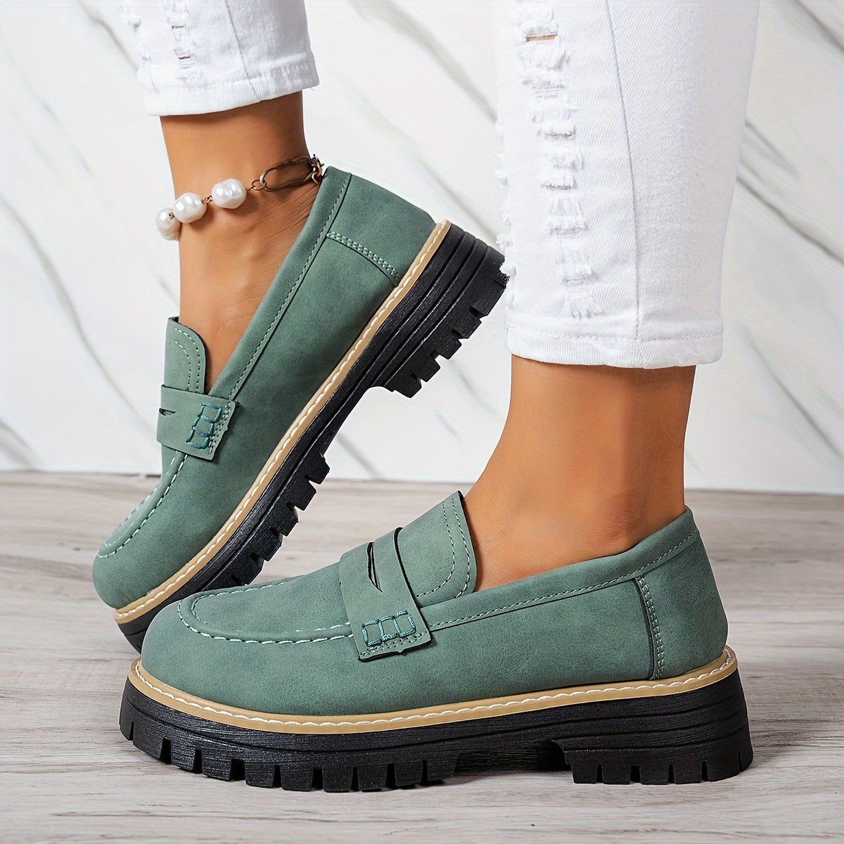 Elegantes y cómodos mocasines de mujer con diseño retro y suela gruesa – VIVIANA