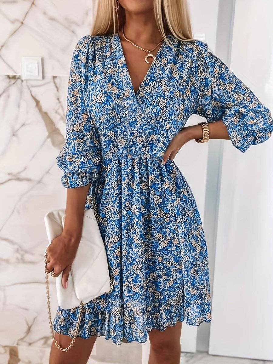 Vestido de verano con estampado floral verde y corte fluido – SIENNA