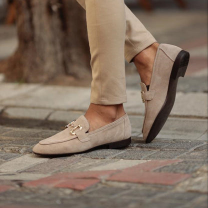 Vantor – Mocasines sin cordones con detalle metálico para hombre