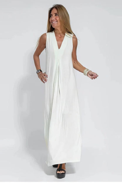 CAMILA – Vestido largo de talla grande sin mangas con escote en V
