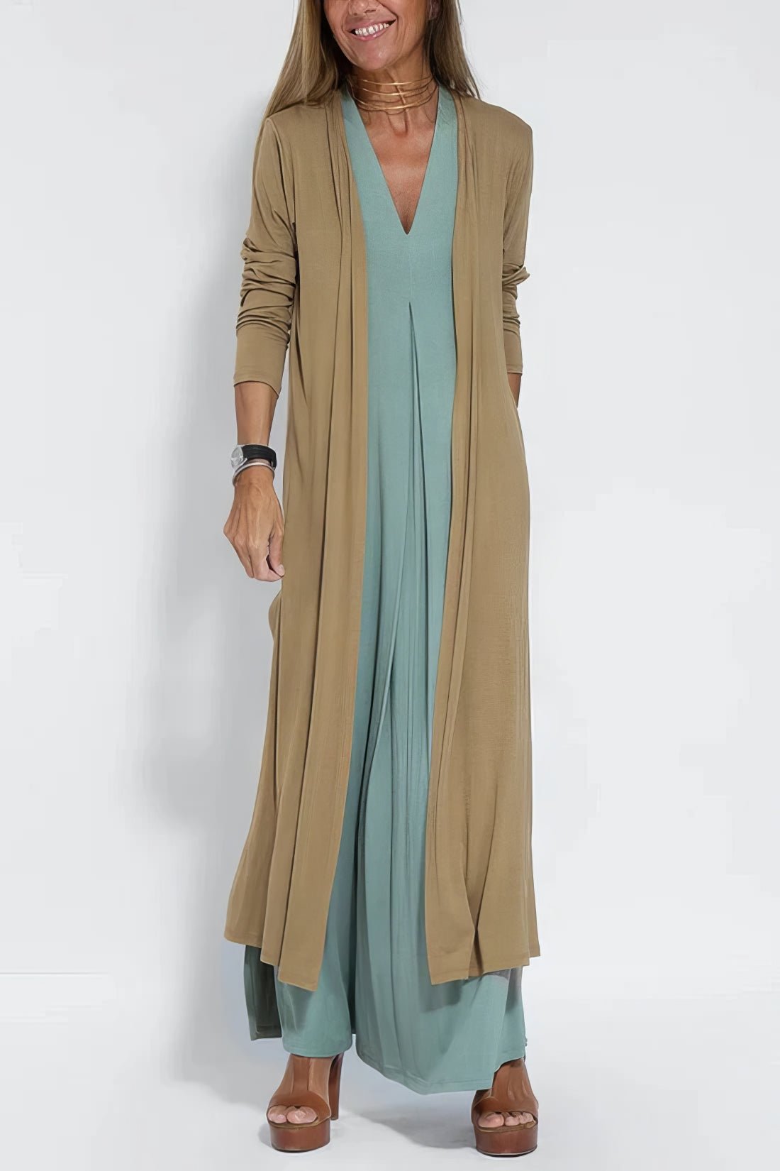 CAMILA – Vestido largo de talla grande sin mangas con escote en V