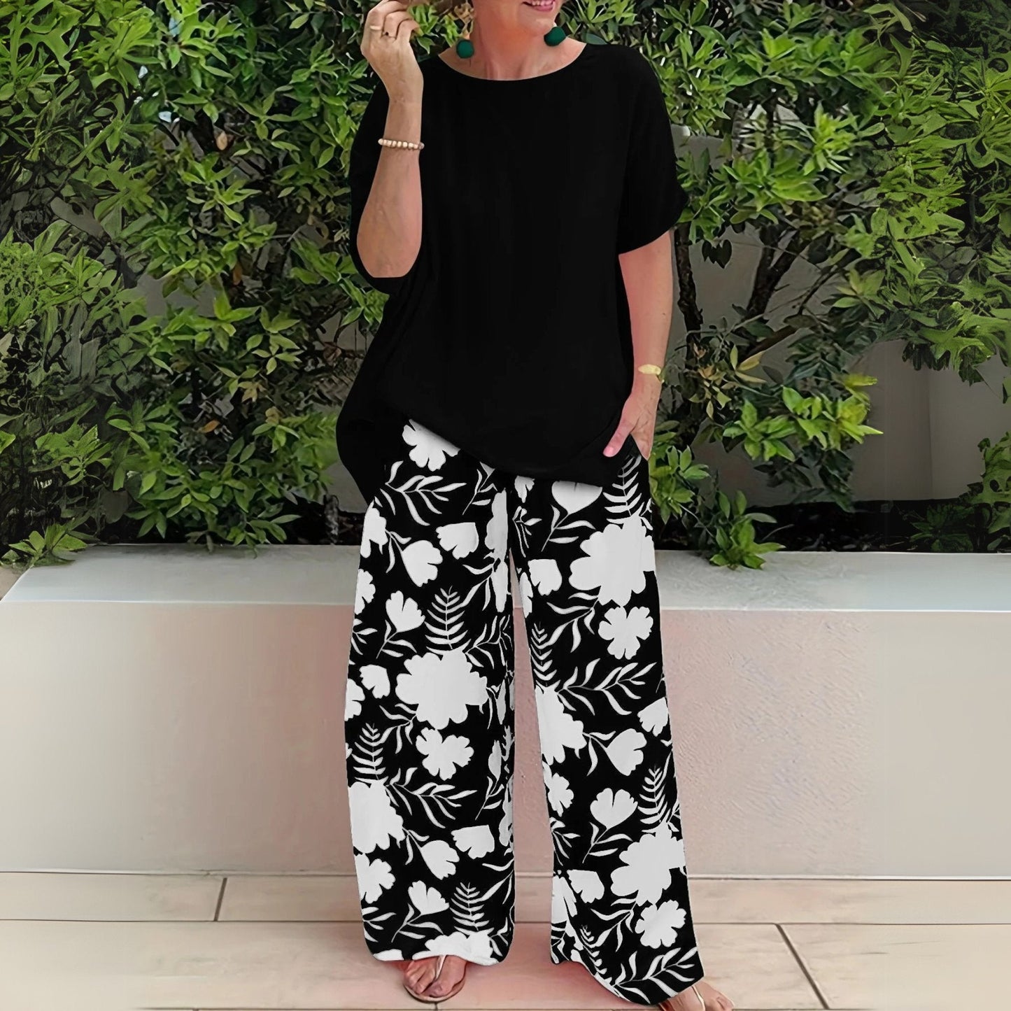 VANESSA – Conjunto de dos piezas de talla grande con top relajado y pantalones de pierna ancha con estampado floral