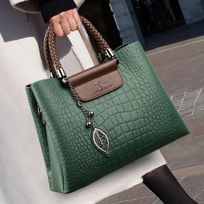 Bolso de cuero con correa ajustable para mujer – CLEA